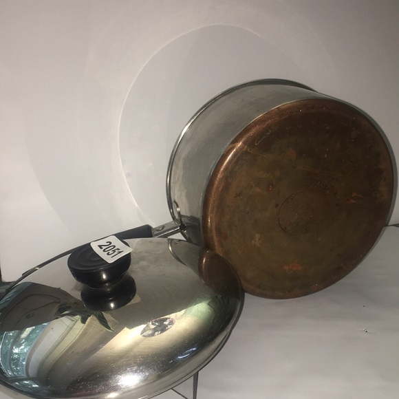Vintage Revere Ware copper clad stainless 2 quart saucepan slide hang ri… - Picture 2 of 8